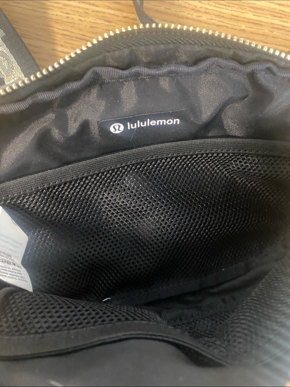 lululemon athletica Black Crossbody Belt Bag - Picture 6 of 7